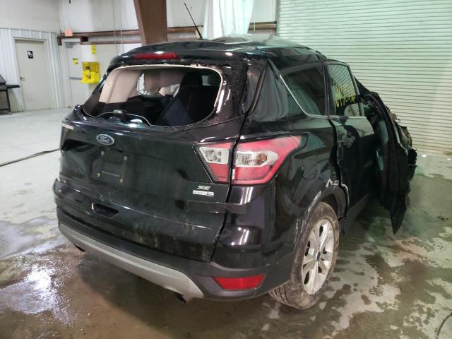 صورة رقم 4 من المزاد - 2017 FORD ESCAPE SE مع VIN 1FMCU9GD4HUD73752