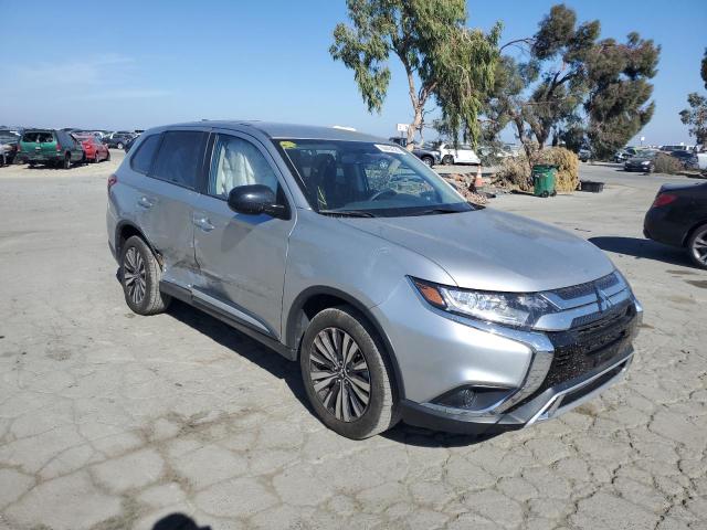 MITSUBISHI OUTLANDER 2019 with VIN JA4AZ3A3XKZ010516 - Photo from auction