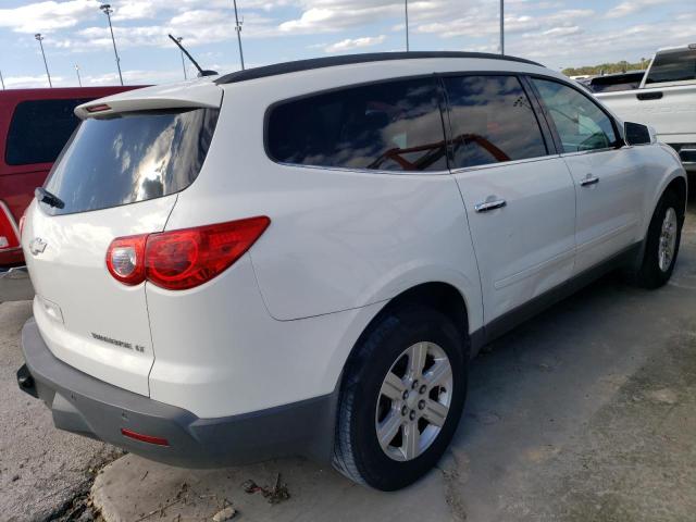 Photo 4 from auction – 2012 CHEVROLET TRAVERSE L with VIN 1GNKRGED6CJ343047