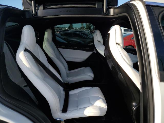 Photo 6 from auction – 2016 TESLA MODEL X with VIN 5YJXCBE27GF005882