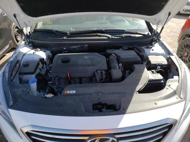 Photo 7 from auction – 2016 HYUNDAI SONATA SE with VIN 5NPE24AF0GH309359