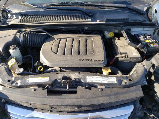 Photo 7 from auction – 2011 CHRYSLER TOWN & COU with VIN 2A4RR8DG6BR604478