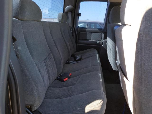 Photo 6 from auction – 2004 CHEVROLET SILVERADO with VIN 1GCEC19T74Z123005