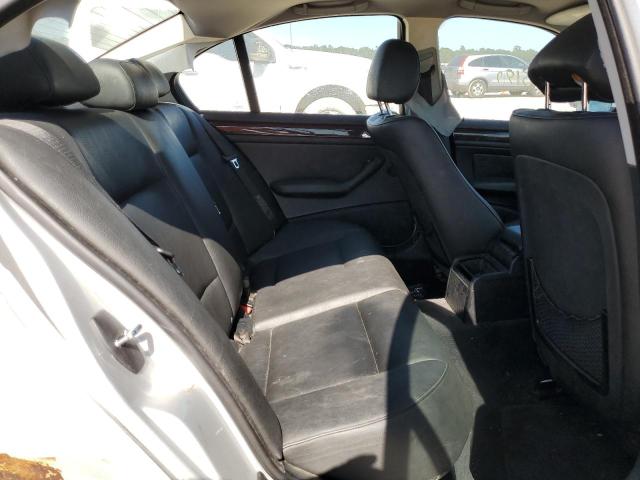 Photo 6 from auction – 2005 BMW 325 XI with VIN WBAEU33415PR19690