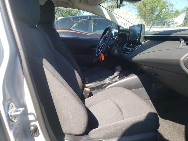 Photo 5 from auction – 2022 TOYOTA COROLLA LE with VIN 5YFEPMAE3NP318694