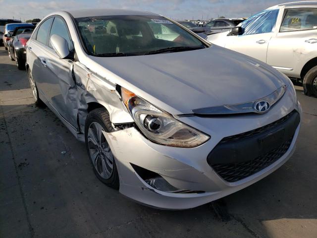 HYUNDAI SONATA HYB 2015 with VIN KMHEC4A42FA130852 - Photo from auction