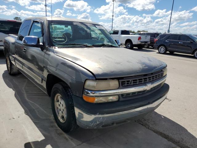CHEVROLET SILVERADO 2000 with VIN 2GCEC19T1Y1295741 - Photo from auction