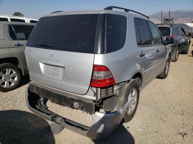 Photo 4 from auction – 2000 MERCEDES-BENZ ML 320 with VIN 4JGAB54EXYA216781