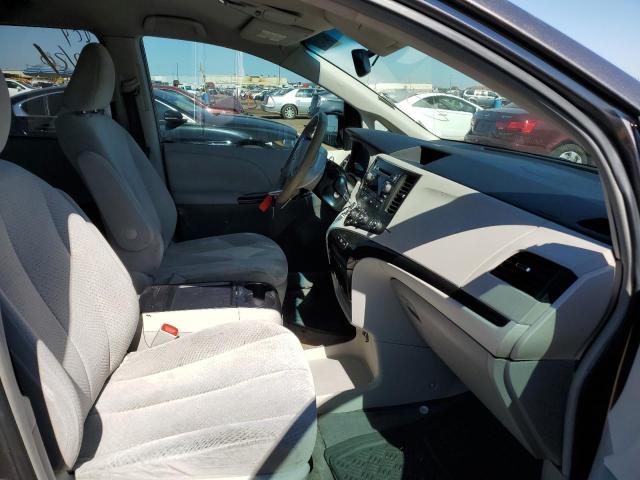 Photo 5 from auction – 2011 TOYOTA SIENNA LE with VIN 5TDKK3DC5BS127447