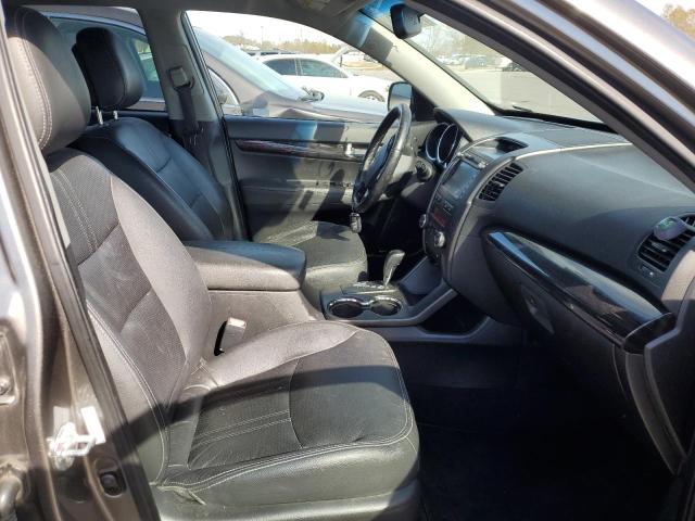 Photo 5 from auction – 2013 KIA SORENTO EX with VIN 5XYKUDA63DG392429