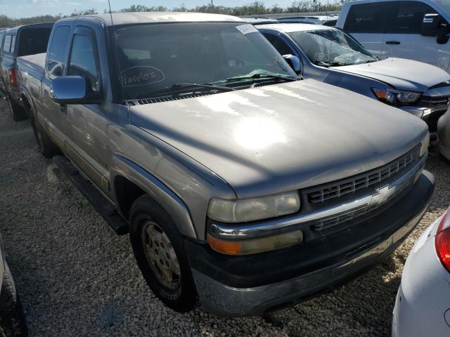 CHEVROLET SILVERADO 2002 with VIN 2GCEC19T121147998 - Photo from auction