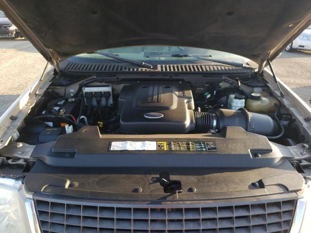 صورة رقم 7 من المزاد - 2004 FORD EXPEDITION مع VIN 1FMEU15W64LA04728