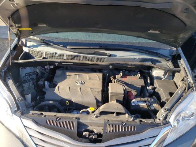 Photo 7 from auction – 2013 TOYOTA SIENNA XLE with VIN 5TDYK3DC6DS283669