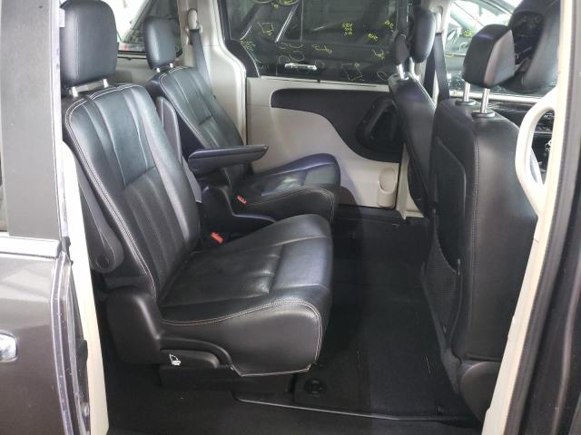 Photo 6 from auction – 2016 CHRYSLER TOWN & COU with VIN 2C4RC1CG8GR175657