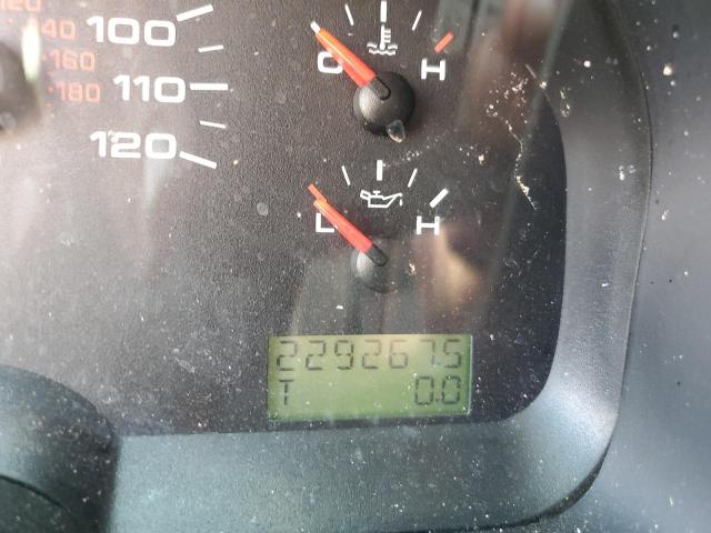 Photo 8 from auction – 2006 FORD F150 with VIN 1FTRX02W06KD52576