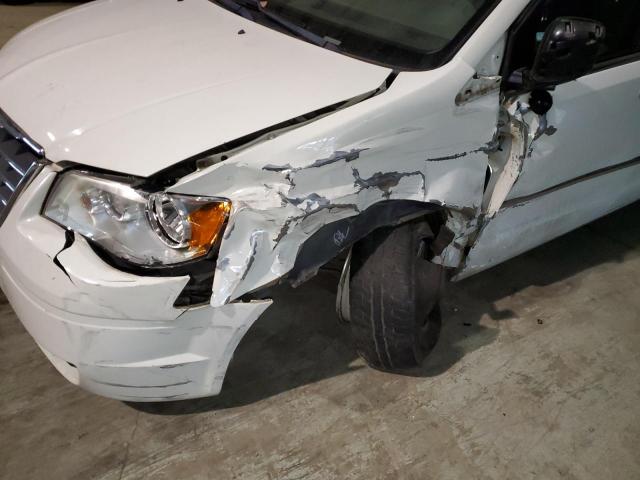 Photo 9 from auction – 2010 CHRYSLER TOWN & COU with VIN 2A4RR5D11AR431946