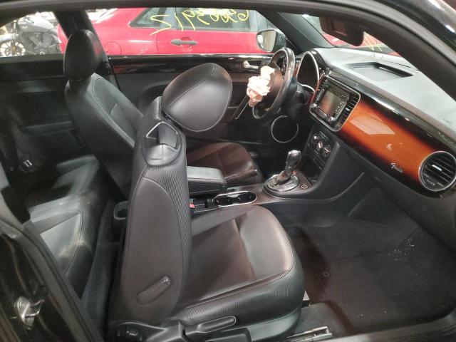 Photo 5 from auction – 2013 VOLKSWAGEN BEETLE with VIN 3VWJP7AT2DM647789