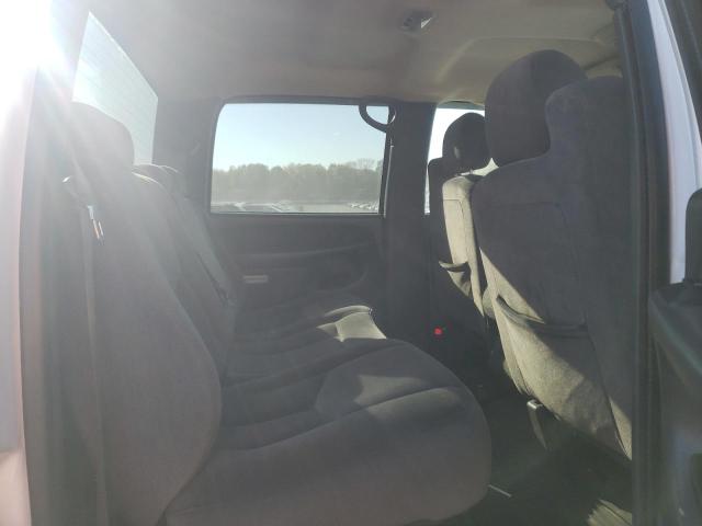 Photo 6 from auction – 2003 GMC SIERRA C15 with VIN 1GTGC13U73F107543