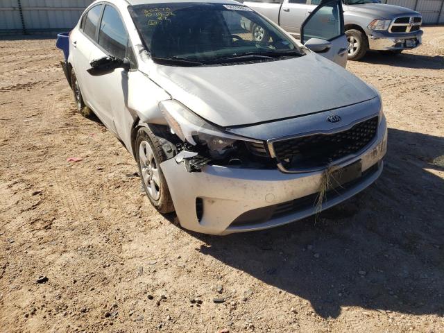 Photo 9 from auction – 2018 KIA FORTE LX with VIN 3KPFK4A75JE219214