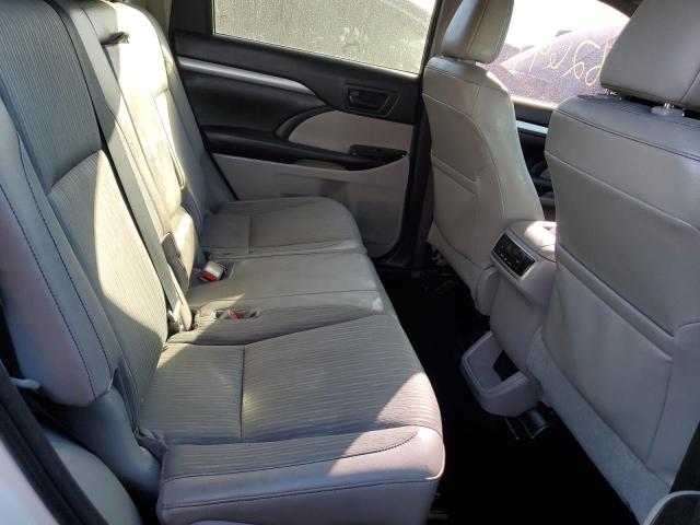 Photo 6 from auction – 2014 TOYOTA HIGHLANDER with VIN 5TDBKRFH8ES036852