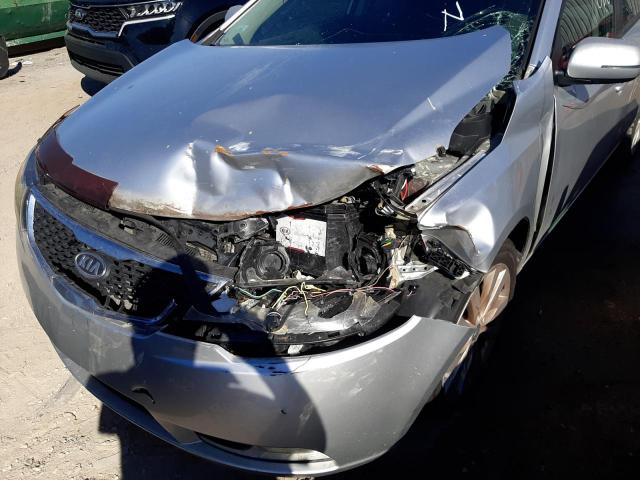 Photo 9 from auction – 2013 KIA FORTE SX with VIN KNAFW4A38D5686111