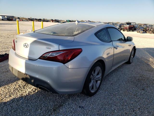 Photo 4 from auction – 2010 HYUNDAI GENESIS CO with VIN KMHHT6KD3AU017796