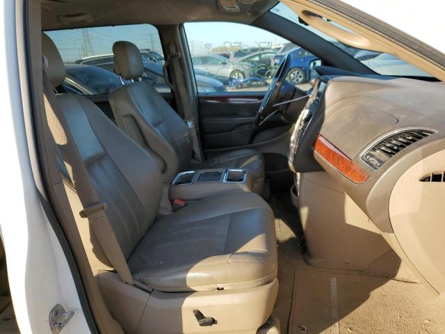 Photo 5 from auction – 2012 CHRYSLER TOWN & COU with VIN 2C4RC1CG5CR150936