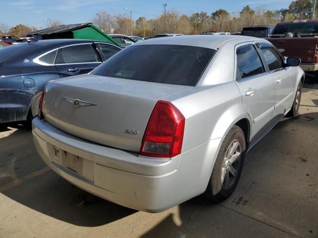 Photo 4 from auction – 2006 CHRYSLER 300 with VIN 2C3LA43R76H513959