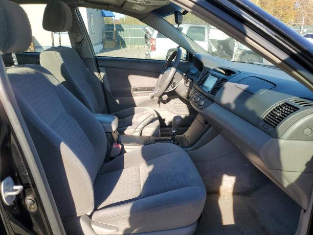 Photo 5 from auction – 2005 TOYOTA CAMRY LE with VIN 4T1BE32K05U429256