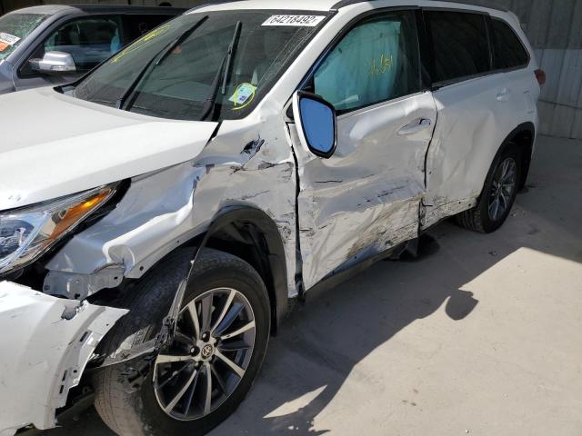 Photo 9 from auction – 2019 TOYOTA HIGHLANDER with VIN 5TDKZRFH4KS366222