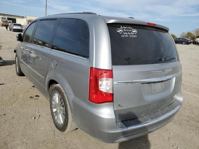 Photo 3 from auction – 2015 CHRYSLER TOWN & COU with VIN 2C4RC1CG6FR574145
