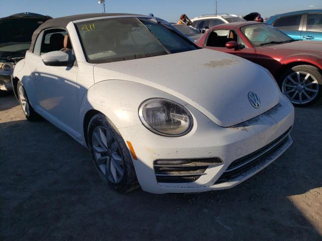 VOLKSWAGEN BEETLE S/S 2017 with VIN 3VW517AT6HM821310 - Photo from auction