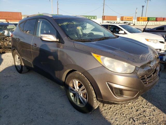 HYUNDAI TUCSON GLS 2012 with VIN KM8JUCAC8CU445646 - Photo from auction