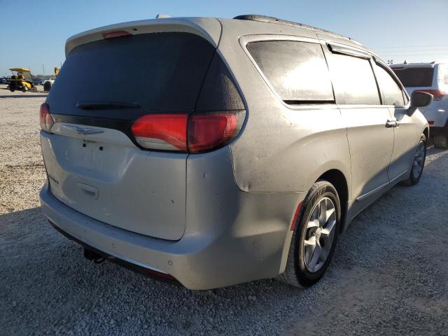 Photo 4 from auction – 2017 CHRYSLER PACIFICA T with VIN 2C4RC1BG1HR752077