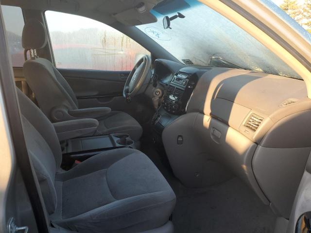 Photo 5 from auction – 2004 TOYOTA SIENNA CE with VIN 5TDZA23C24S182910