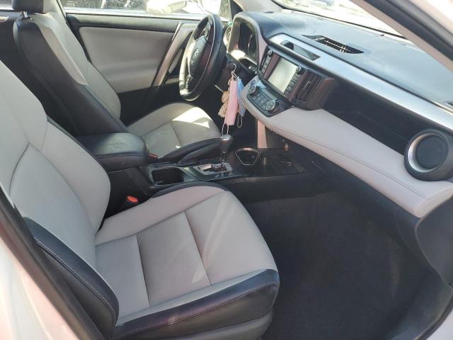 Photo 5 from auction – 2017 TOYOTA RAV4 HV LI with VIN JTMDJREV4HD127328