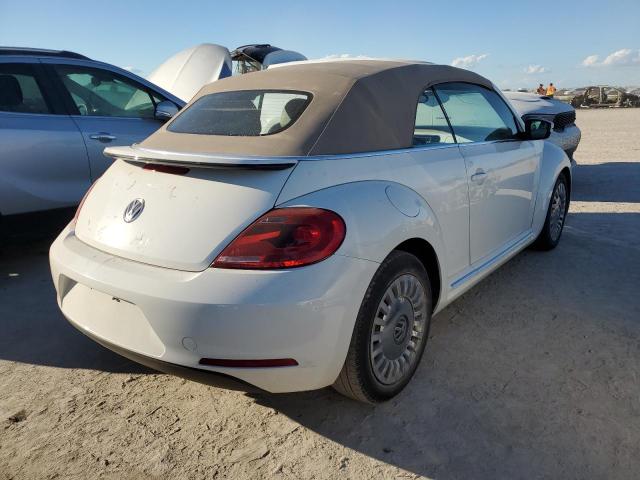 Photo 4 from auction – 2013 VOLKSWAGEN BEETLE with VIN 3VW5P7AT1DM822616