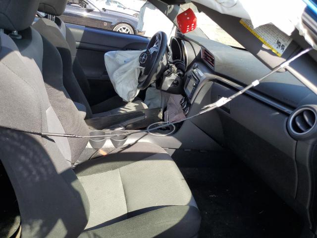 Photo 5 from auction – 2015 TOYOTA SCION TC with VIN JTKJF5C78FJ011932