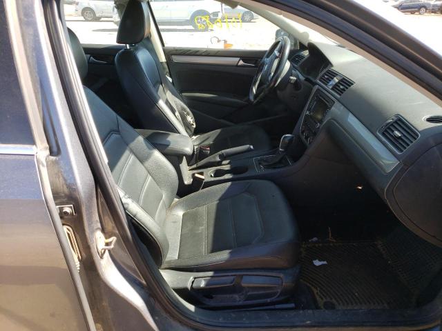 Photo 5 from auction – 2015 VOLKSWAGEN PASSAT S with VIN 1VWAS7A36FC098438