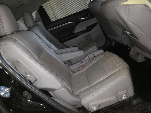 Photo 6 from auction – 2019 TOYOTA HIGHLANDER with VIN 5TDDZRFH8KS934500