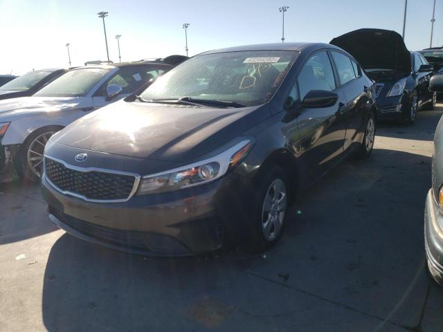 Photo 2 from auction – 2017 KIA FORTE LX with VIN 3KPFK4A72HE062722