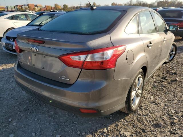 Photo 4 from auction – 2014 FORD FOCUS SE with VIN 1FADP3F23EL147805