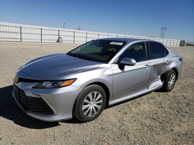 Photo 2 from auction – 2022 TOYOTA CAMRY LE with VIN 4T1C31AK7NU598142