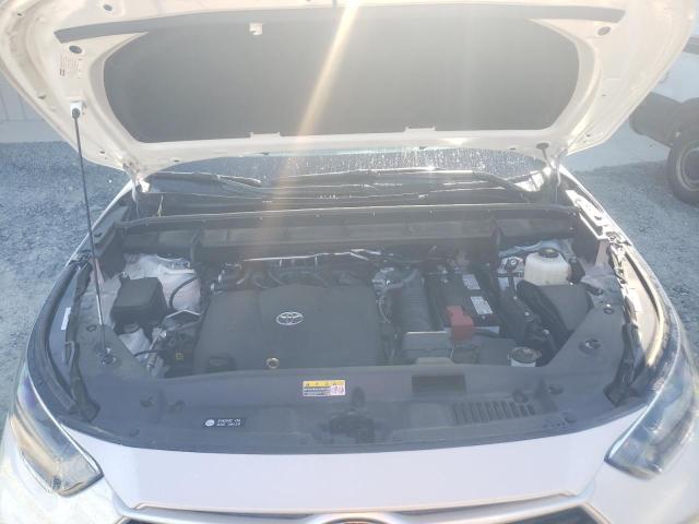 Photo 7 from auction – 2022 TOYOTA HIGHLANDER with VIN 5TDZZRAH9NS103458