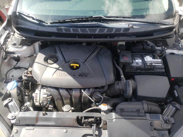 Photo 7 from auction – 2016 HYUNDAI ELANTRA SE with VIN 5NPDH4AE1GH732548