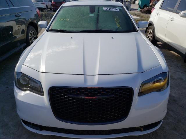 Photo 5 from auction – 2022 CHRYSLER 300 S with VIN 2C3CCABG3NH107619