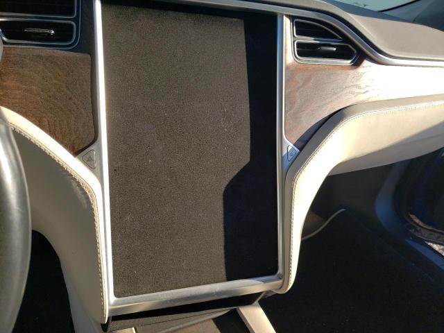 Photo 8 from auction – 2018 TESLA MODEL S with VIN 5YJSA1E24JF239818