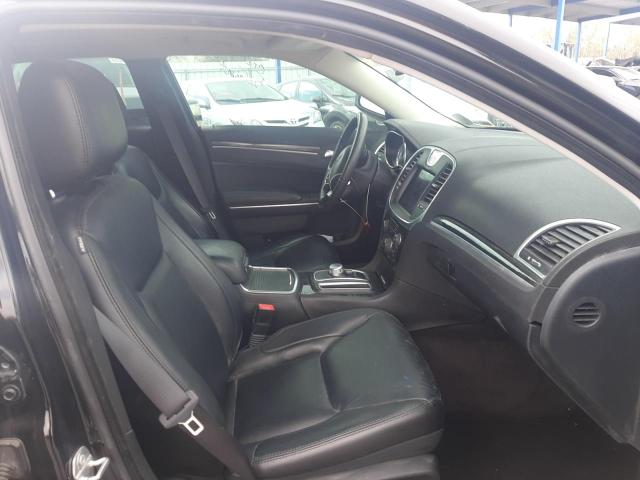Photo 5 from auction – 2017 CHRYSLER 300 LIMITE with VIN 2C3CCAAG2HH616185