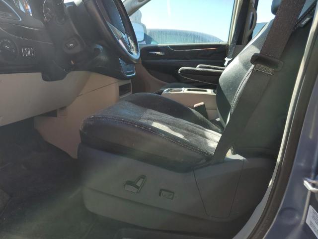 Photo 5 from auction – 2012 CHRYSLER TOWN & COU with VIN 2C4RC1CG1CR118467