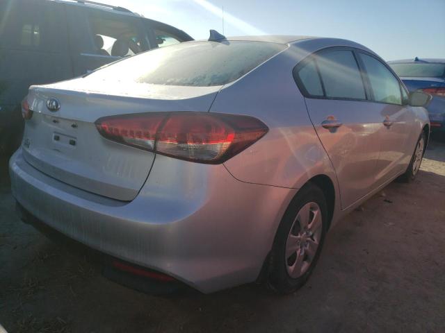 Photo 4 from auction – 2017 KIA FORTE LX with VIN 3KPFK4A78HE124849